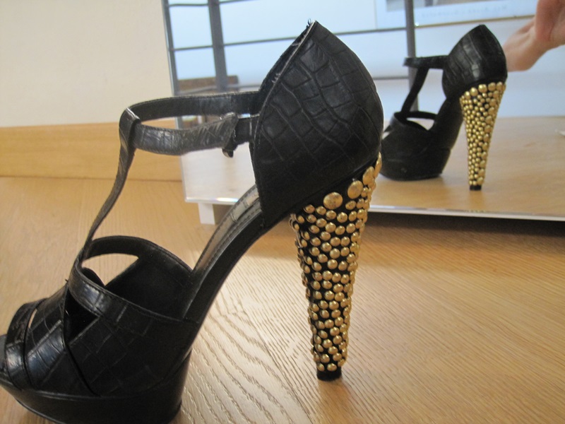 Customize shoes (customize heels ;) )