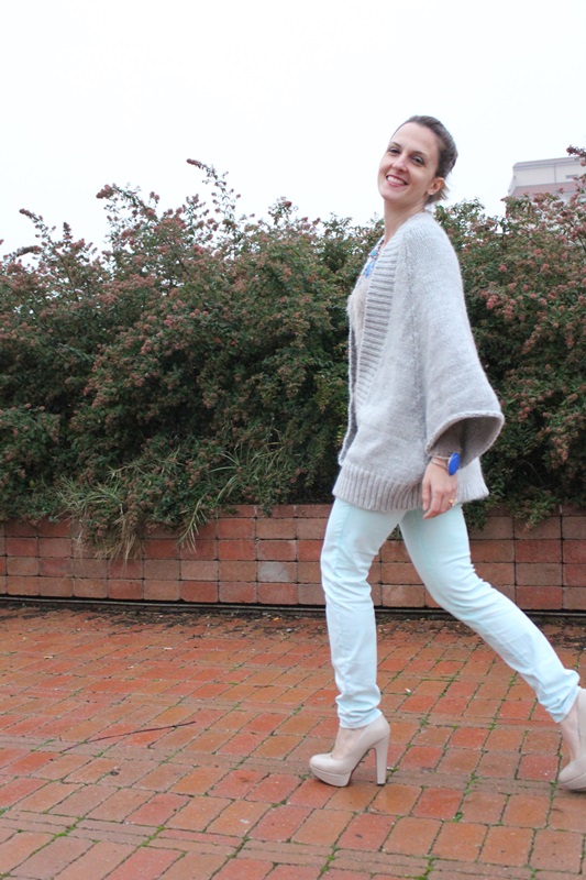 Hug me sweater