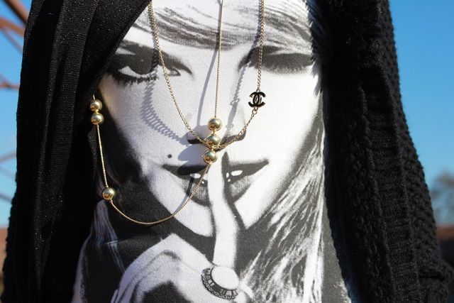 The silence (Fashion reflection #2)