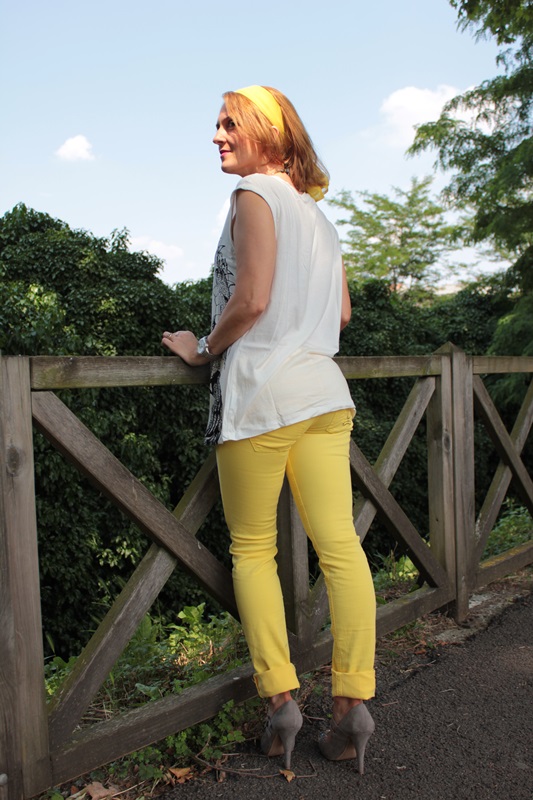Margaret Dallospedale, Fashion blogger, The Indian Savage diary, Fashion blog, www.indiansavage.com, fashion tips, Lifestyle, How to wear, Yellow pants, 6