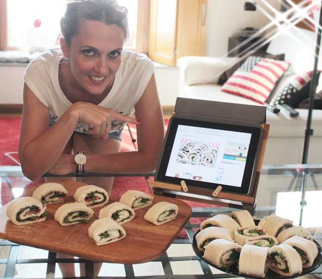 Salami and arugula pinwheels Recipe: approved (Fashion recipe #2)
