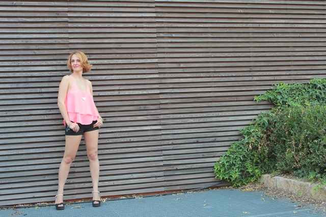 Ruffle Tank Top (Fashion reflection #18)