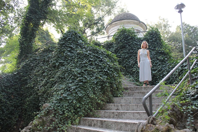 High Neck… is back! (Fashion tip #62)