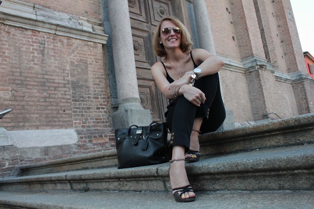 Total Black Without Looking Boring (Fashion tip #64)