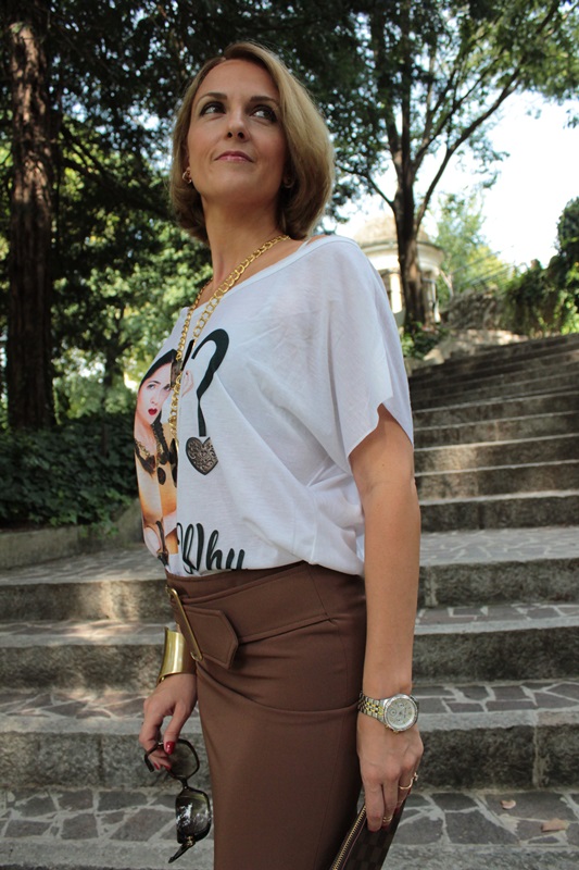 Margaret Dallospedale, Fashion blogger, The Indian Savage diary, Fashion blog, www.indiansavage.com, fashion tips, Lifestyle, How to wear, pencil skirt and tee, 8