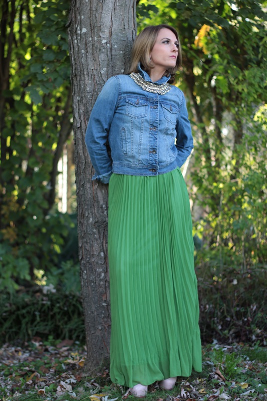 Margaret Dallospedale, Maggie Dallospedlae fashion diary, Fashion blog, Fashion blogger,  fashion tips, how to wear, Outfits, OOTD, Fall outfit, Autumn outfit, Long Green skirt and, 9
