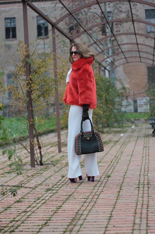 Fashion blogger, Fashion blog, Maggie Dallospedale fashion diary, fashion outfit, Total White, Blood Orange Faux Fur Coat, 7