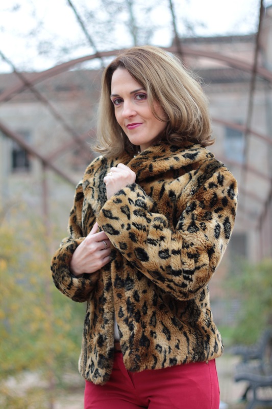 Fashion blogger, Fashion blog, Maggie Dallospedale fashion diary, fashion outfit, Leopard coat, 7