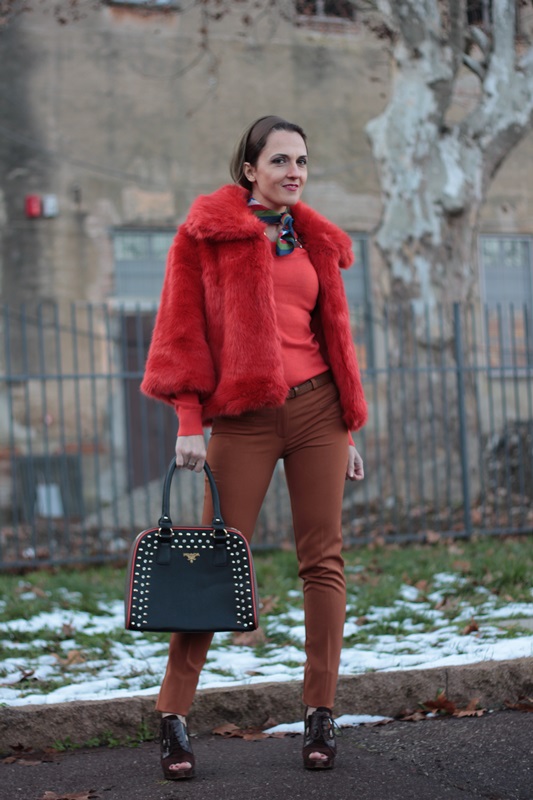 Fashion blogger, Fashion blog, Maggie Dallospedale fashion diary, fashion outfit, Orange and Brown Outfit, 1