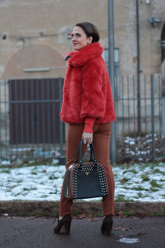 Fashion blogger, Fashion blog, Maggie Dallospedale fashion diary, fashion outfit, Orange and Brown Outfit, 10