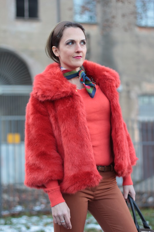 Fashion blogger, Fashion blog, Maggie Dallospedale fashion diary, fashion outfit, Orange and Brown Outfit, 11