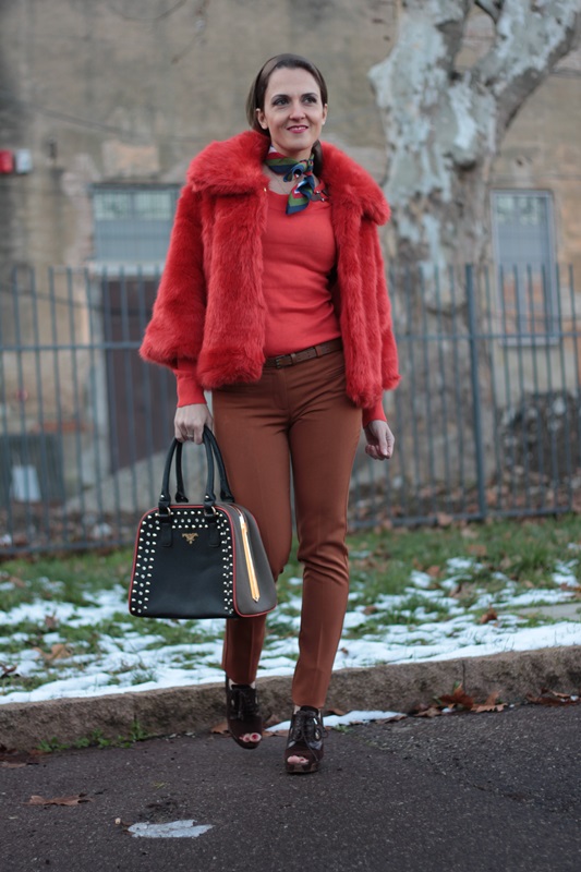 Fashion blogger, Fashion blog, Maggie Dallospedale fashion diary, fashion outfit, Orange and Brown Outfit, 2