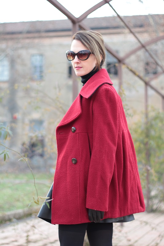 Fashion blogger, Fashion blog, Maggie Dallospedale fashion diary, fashion outfit, Red coat, 6
