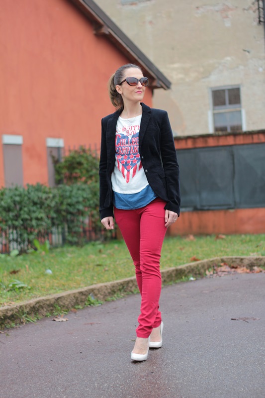 Fashion blogger, Fashion blog, Maggie Dallospedale fashion diary, fashion outfit, Sweatshirt, 3