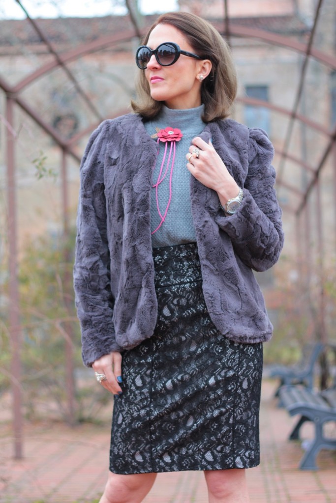 Fashion blogger, Fashion blog, Maggie Dallospedale fashion diary, fashion outfit, Flower necklace, 8