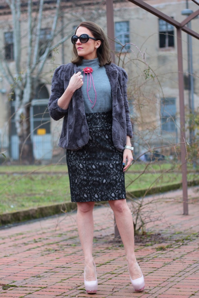 Fashion blogger, Fashion blog, Maggie Dallospedale fashion diary, fashion outfit, Flower necklace, 9
