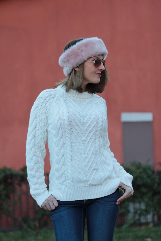 Fashion blogger, Fashion blog, Maggie Dallospedale fashion diary, fashion outfit, White Maxi Sweater, 11