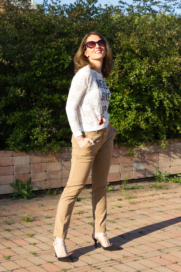 Lace sweatshirt outfit of the day on your fashion blog,4