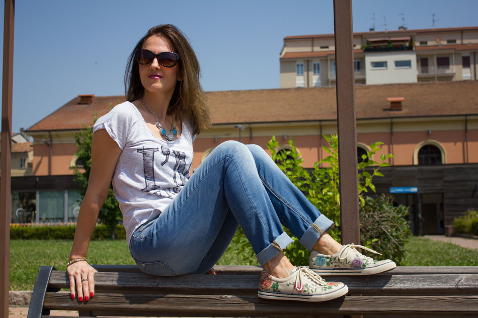 Floral sneakers for my spring outfit (OOTD)
