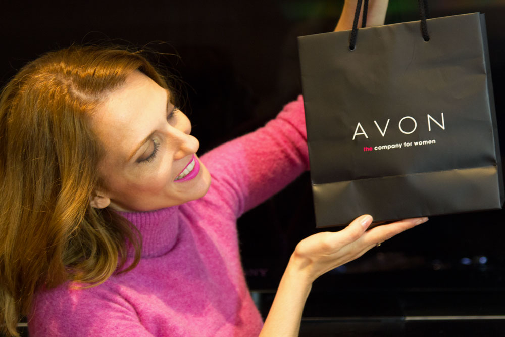 Rossetto Perfectly Matte by Avon (finitura mat e idratazione)