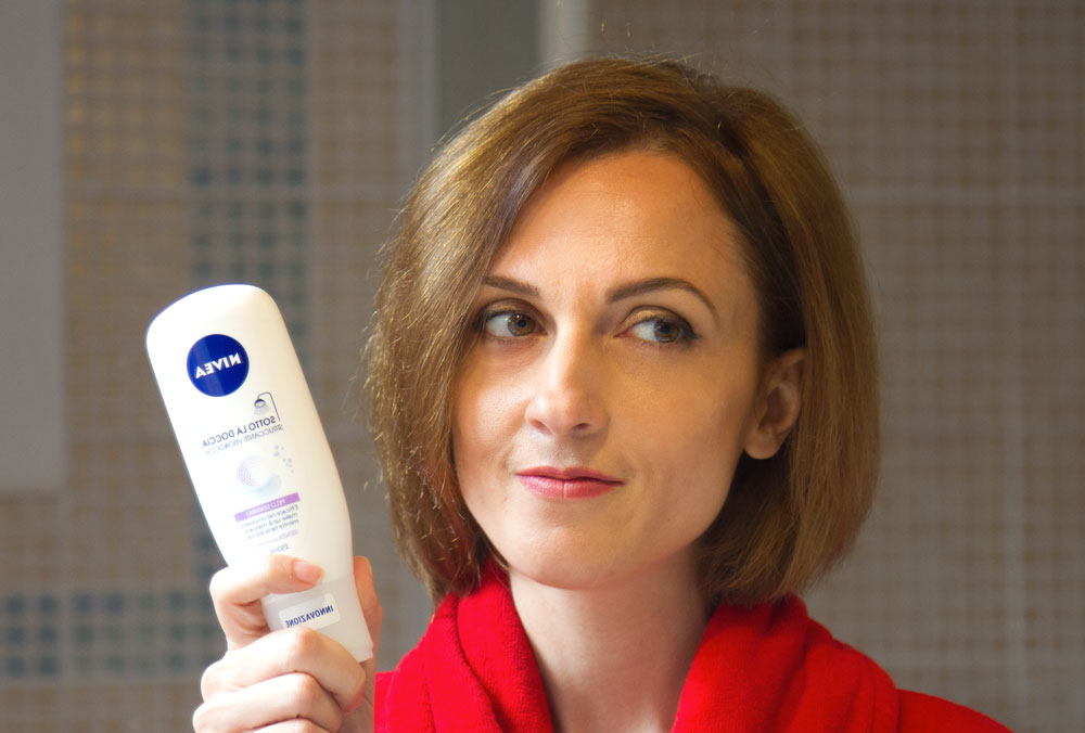 GoodbyePandaEye! Struccatevi sotto la doccia grazie a Nivea