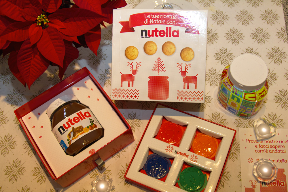 Biscotti Di Natale Con Nutella.Biscotti Unici Di Natale Ripieni Di Nutella Fatti Con Stampini Originali