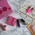 Metallic pink eyes