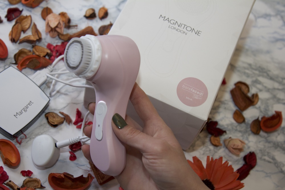 Magnitone il nuovo dispositivo per la pulizia viso profonda su QVC