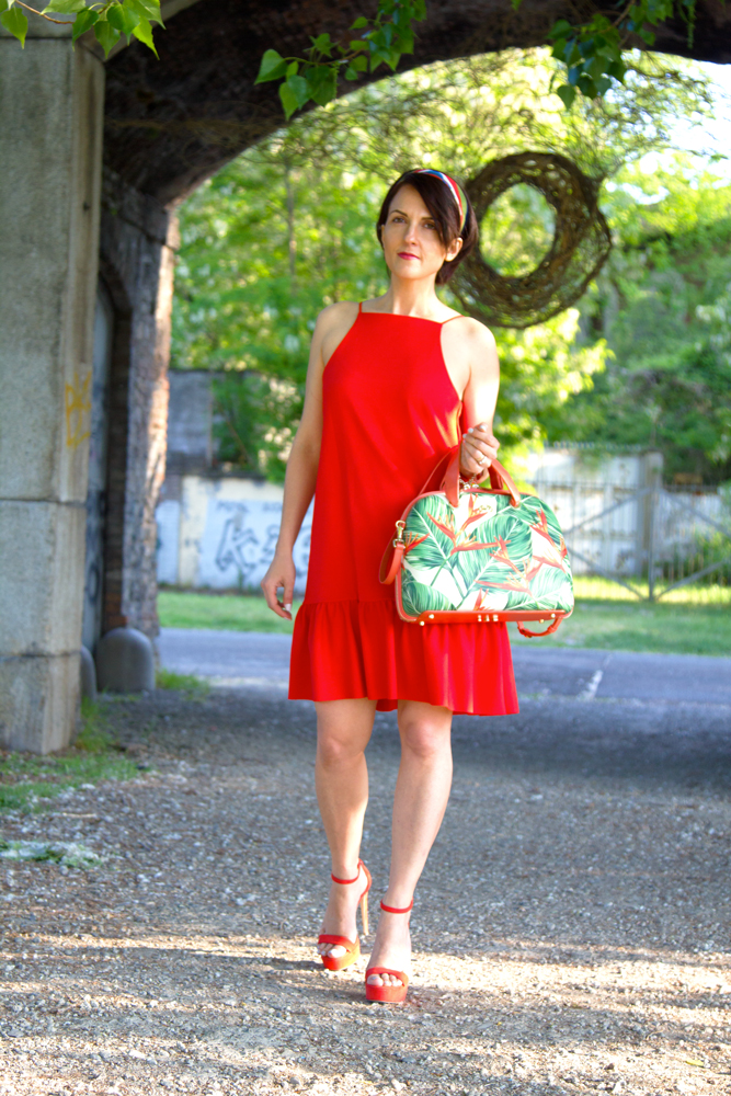 Outfit vestito rosso