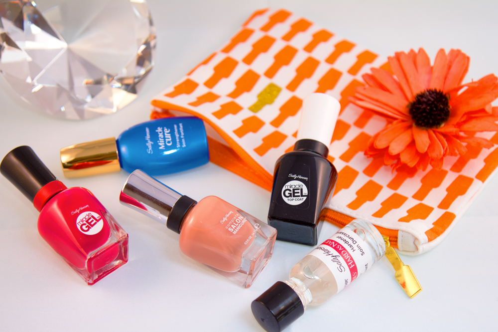 Sally Hansen arriva in Italia e ci inspirerà a fare bellissimi nailfie