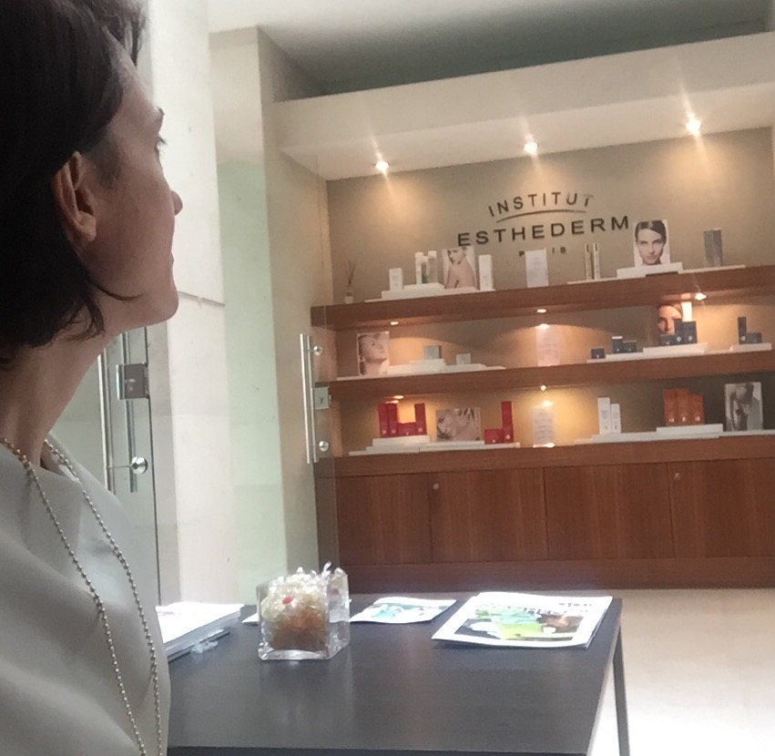 Trattamento preparazione pelle all’esposizione solare di Esthederm