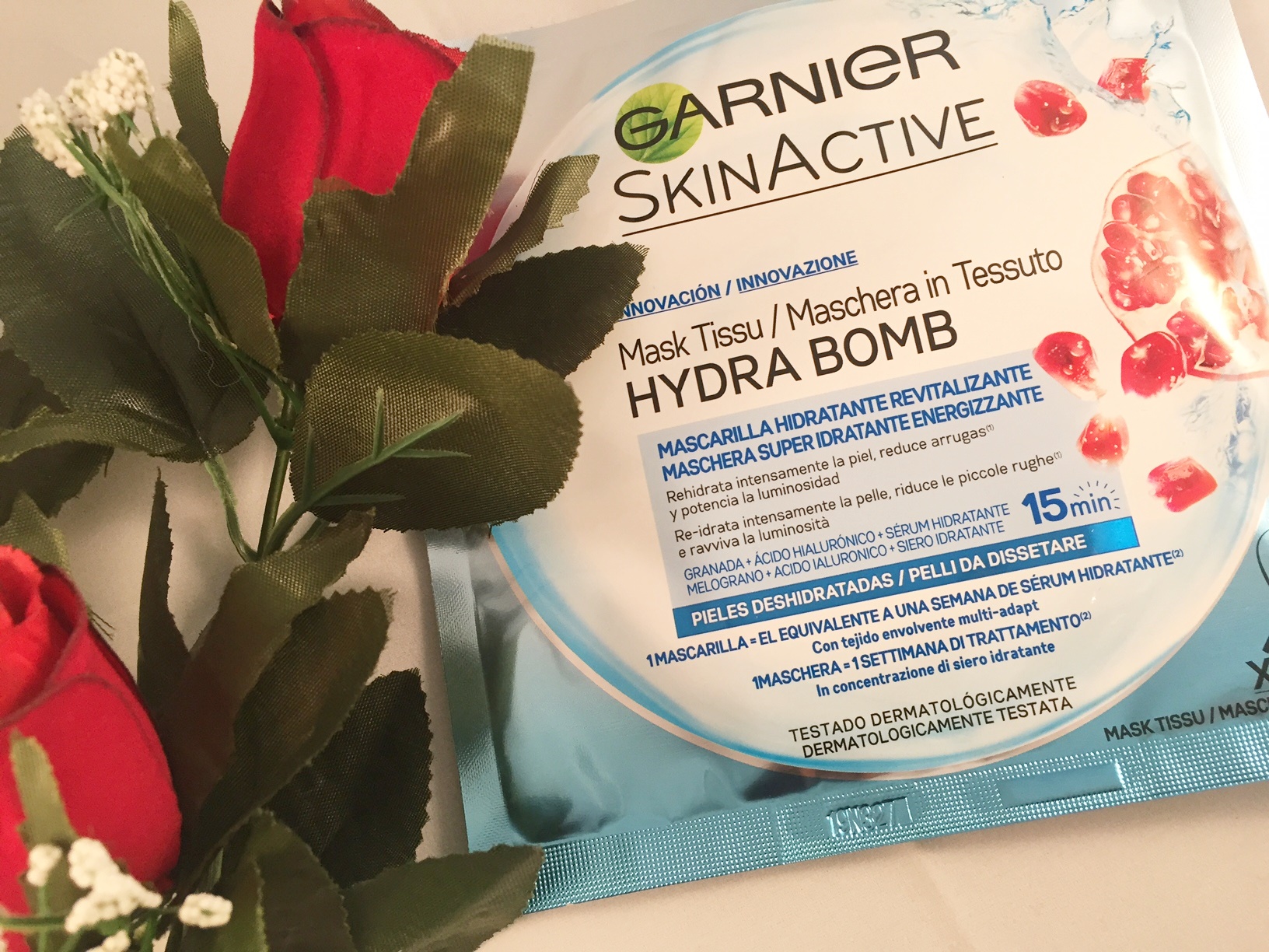 Maschere Hydra Bomb di Garnier, il potere del tessuto sulla pelle