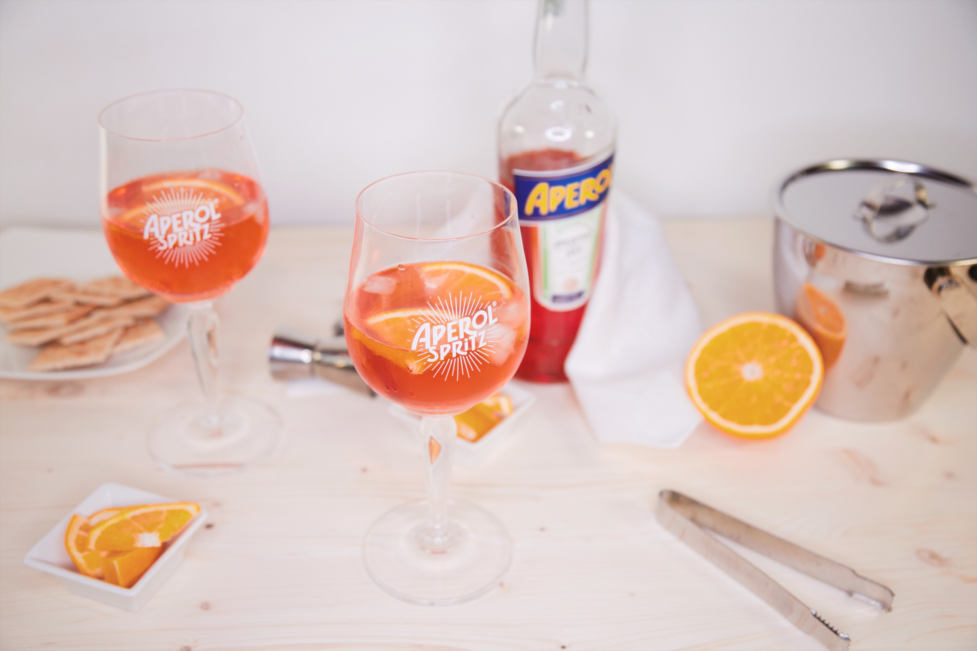 Nuova bottiglia Aperol e signature glass by Luca Trazzi