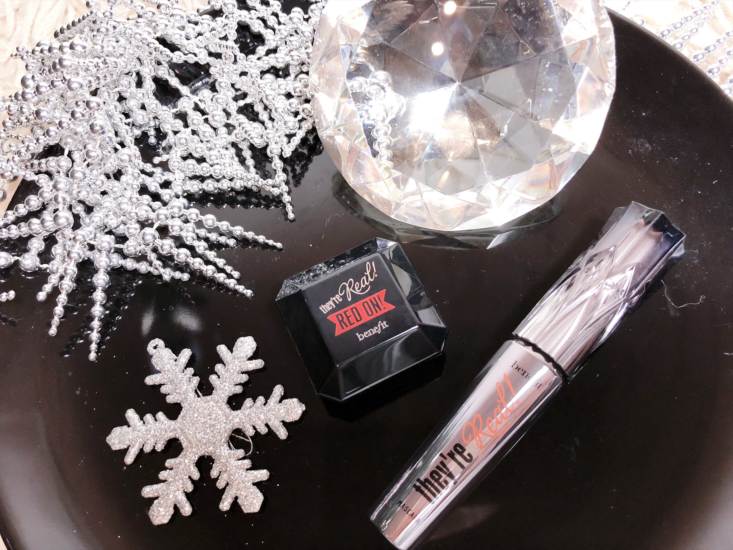 Labbra Sexy e Ciglia Lunghissime con la limited edition Benefit Cosmetics