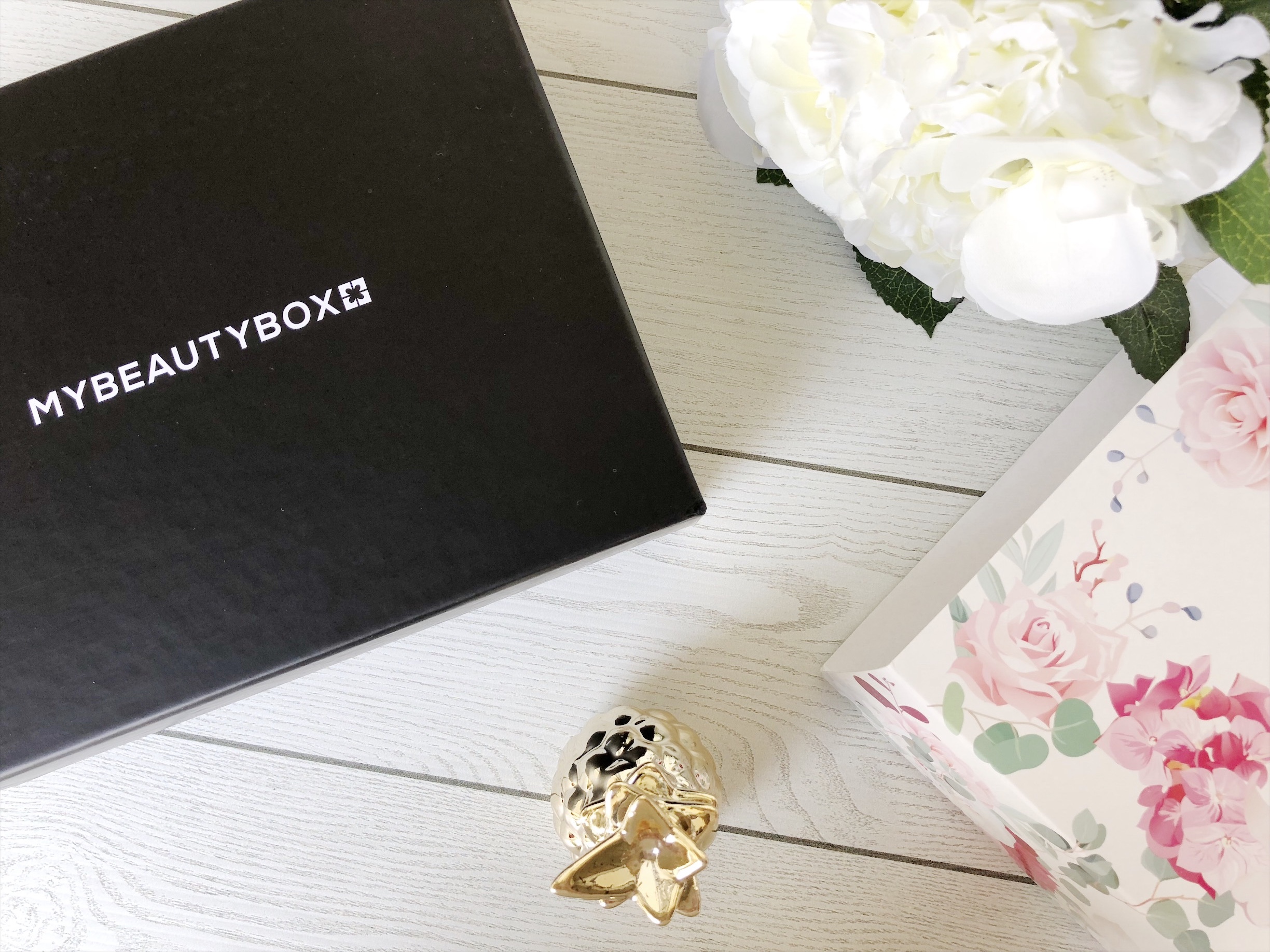 Yes week-end, ecco la nuova My Beauty Box dedicata alla bella stagione!