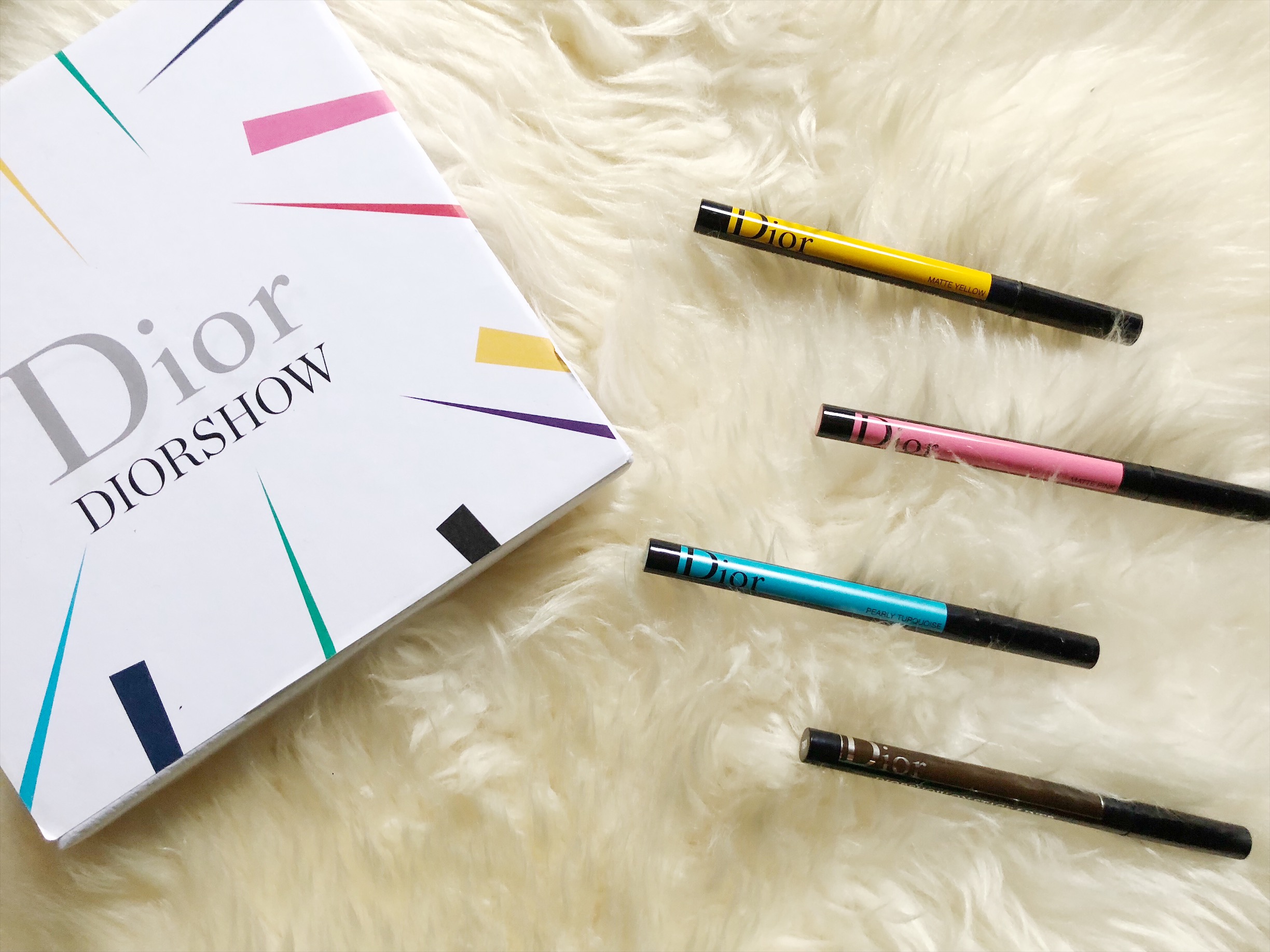 Diorshow on stage liner eyeliner: la rivoluzione dei eye-liner di Dior!