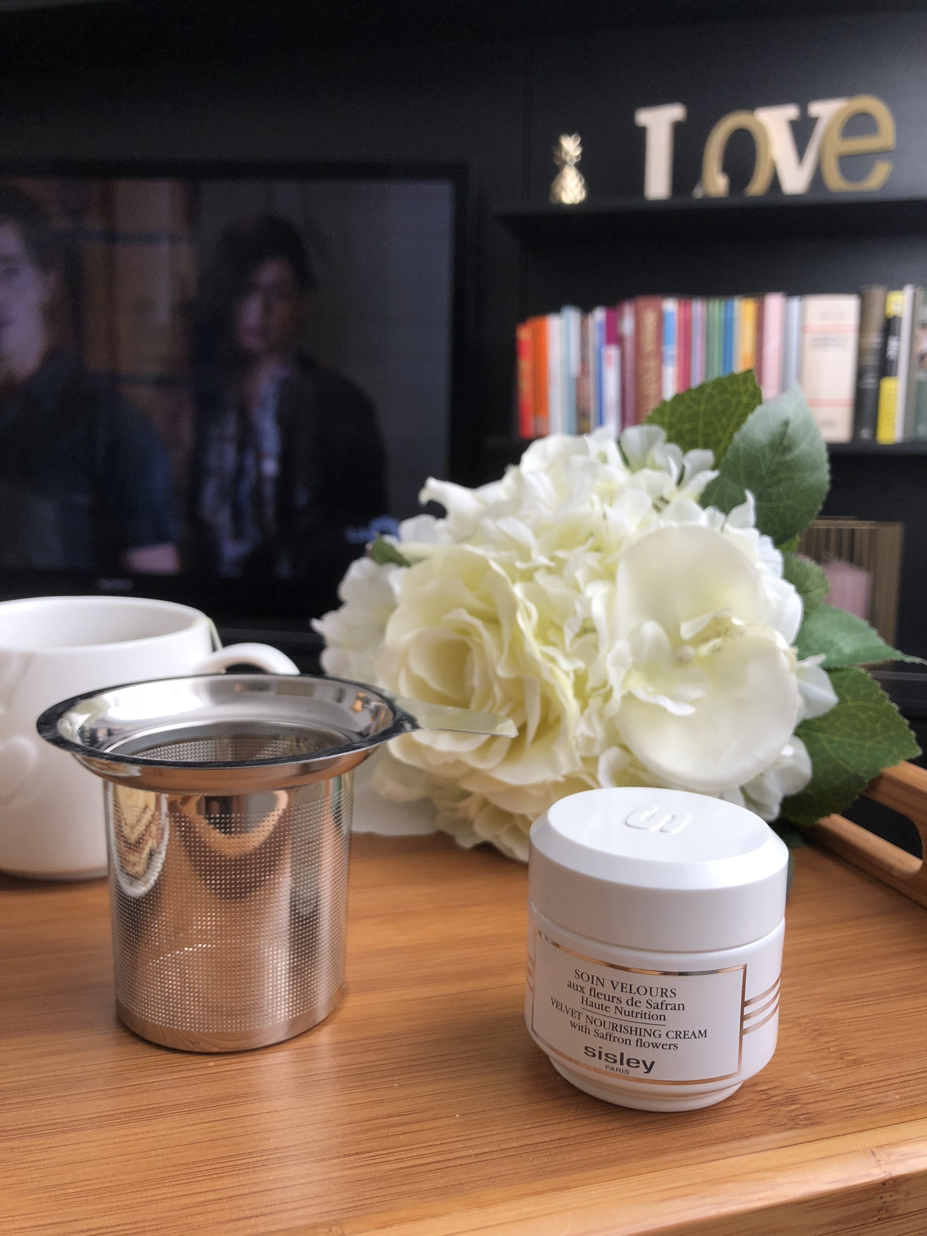 Soin Velours Aux Fleurs De Safran, il nuovo trattamento 2 in 1 di Sisley Paris
