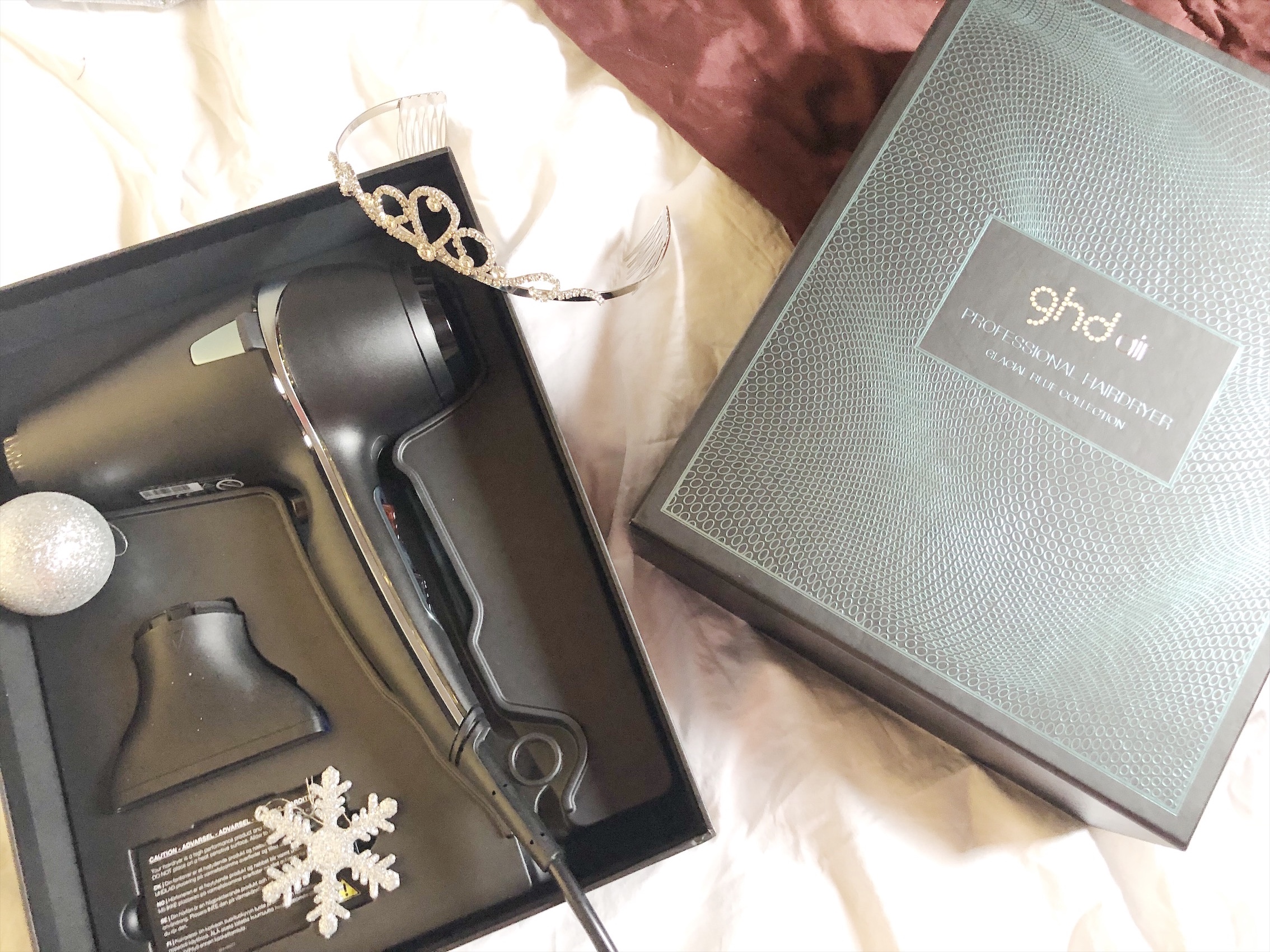 Glacial Blue Ghd asciugacapelli: un nuovo modo di fare la piega.