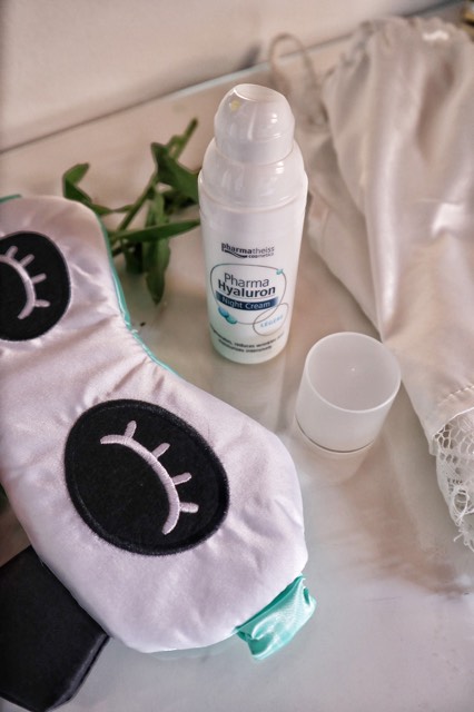 Pharma Hyaluron Crema Viso: scegliete una per il giorno e una per la Notte