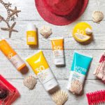 Per l’estate 2019, Clarins Paris presenta i nuovi trattamenti Solari Clarins.