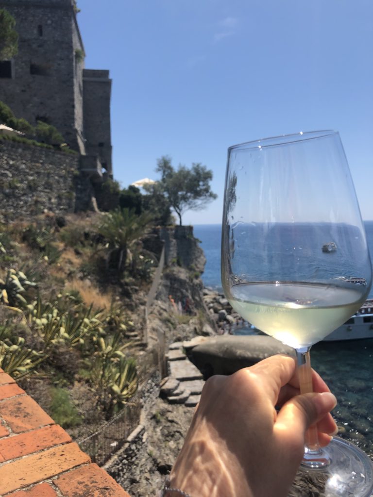 Dove mangiare a Monterosso? Ristorante L'Ancora della Tortuga