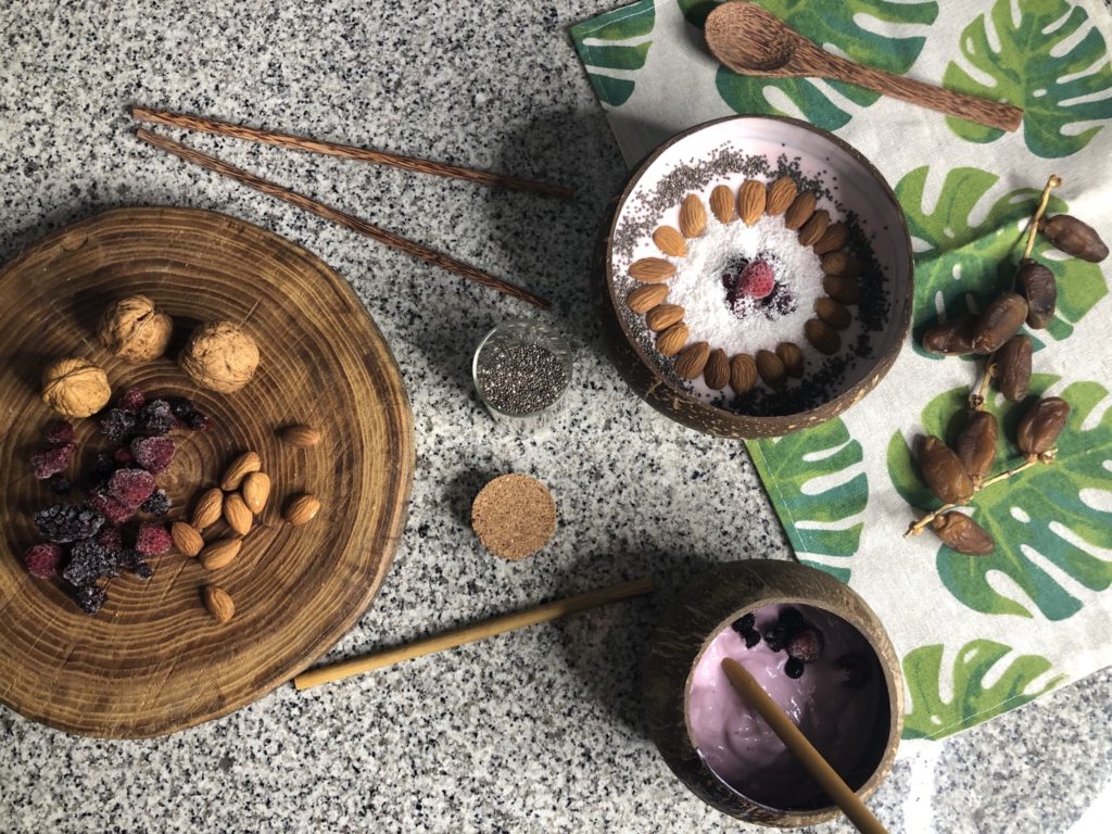Coconut bowl, gemma tropicale eco-sostenibile e completamente naturale