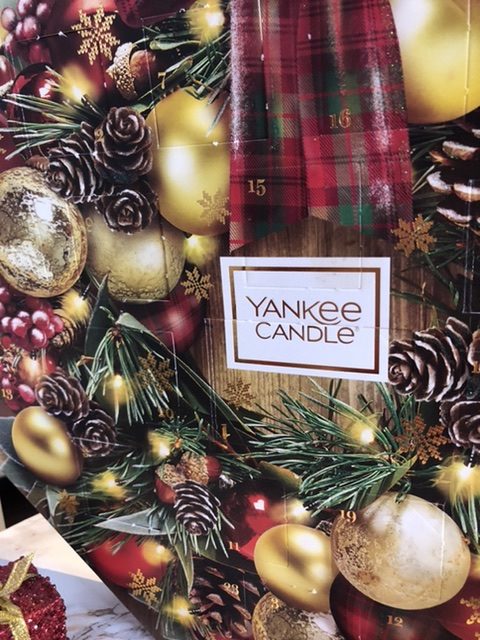 Yankee Candle Calendario Avvento: un percorso profumato verso il Natale.
