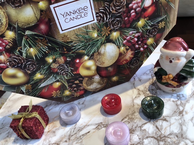 Yankee Candle Calendario Avvento: un percorso profumato verso il Natale.