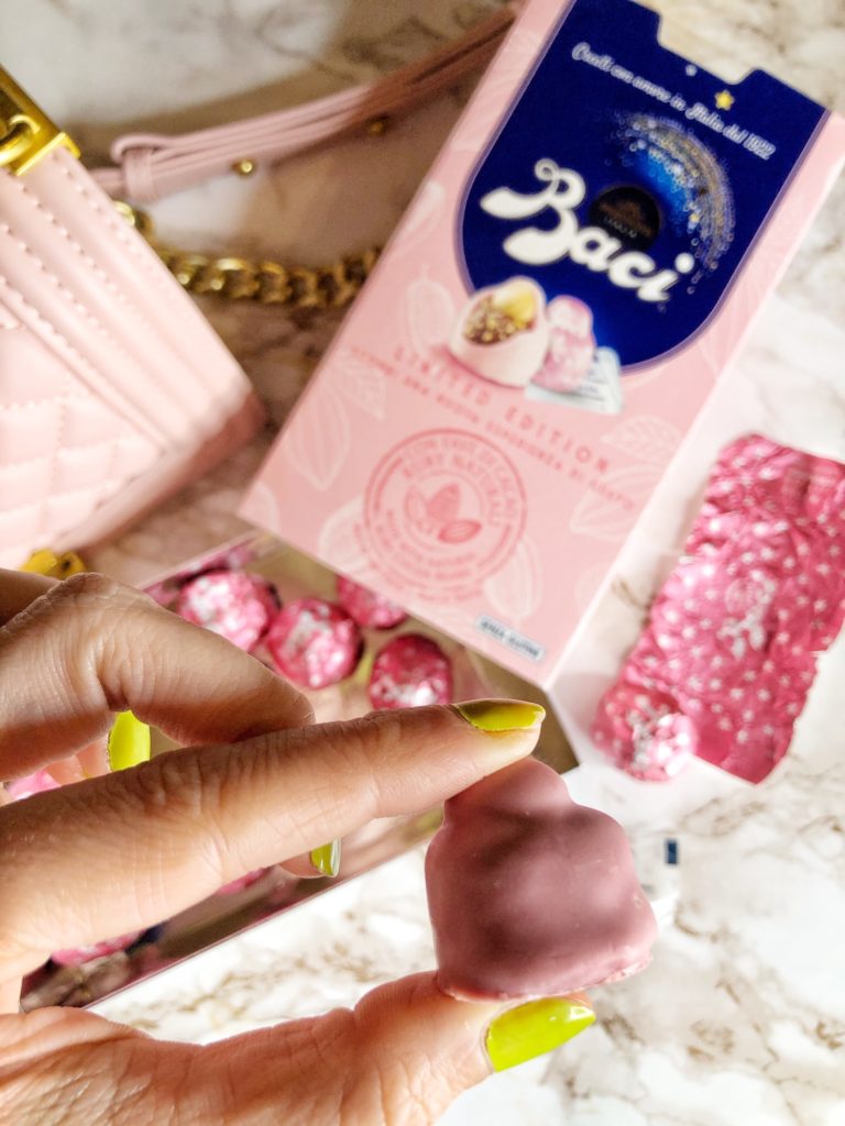 Bacio Perugina Rosa: il pink mood è di moda anche con il noto cioccolatino