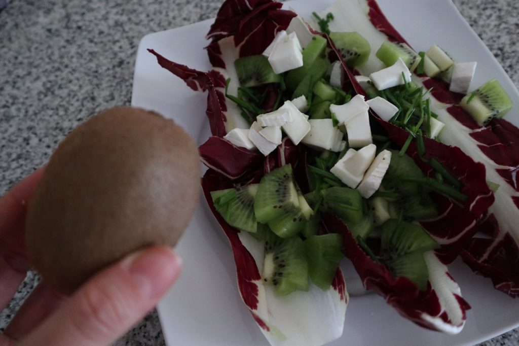 Quali sono i benefici dei kiwi e quanti mangiarne al giorno