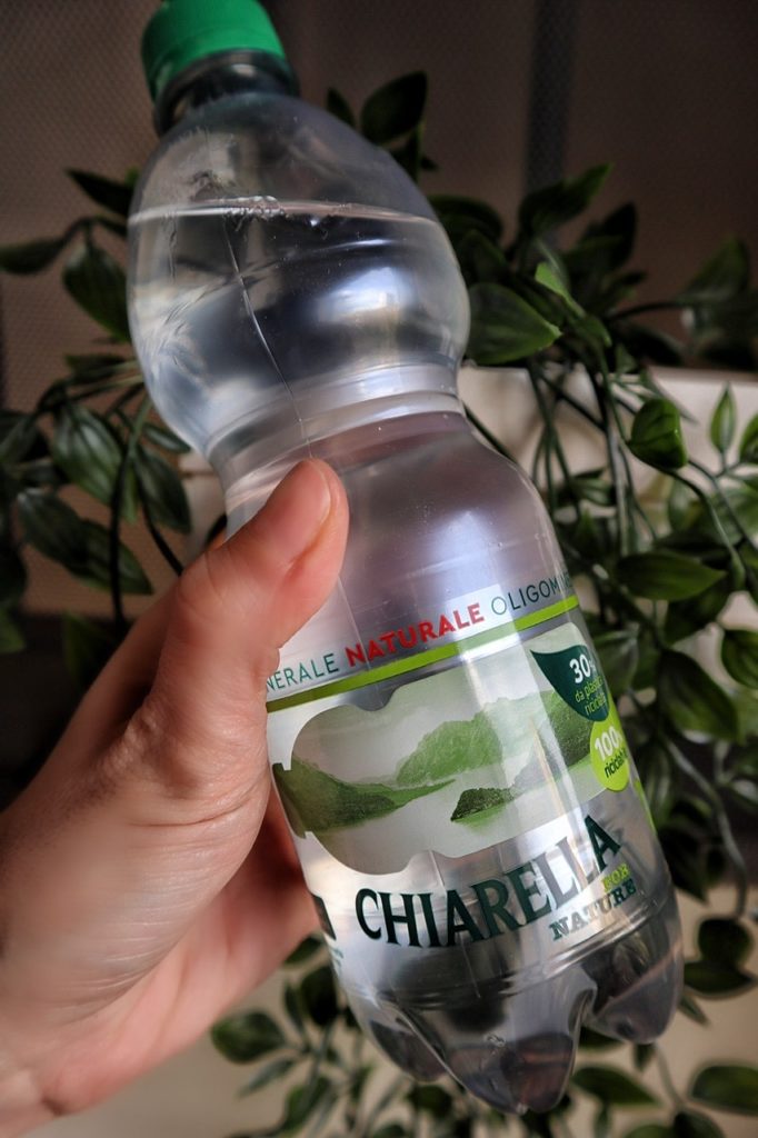 Bottiglia Chiarella 100% riciclabile (l'acqua che piace alla natura)