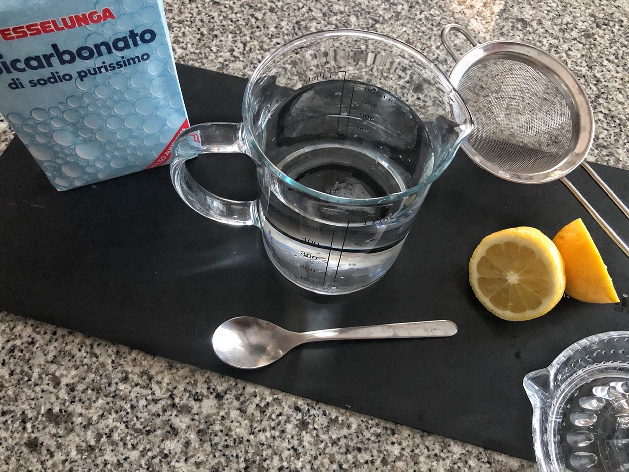 Acqua alcalinizzata con bicarbonato di sodio e limone? Ecco la mia esperienza!