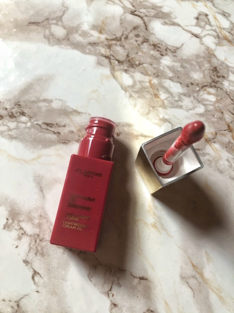 Lip Comfort Oil Intense di Clarins: scopriamo le nuove nuance.