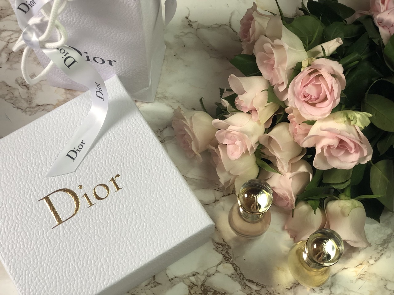 Novità fragranze J’adore by Dior: Hair Mist and eau de toillette Roller Pearl